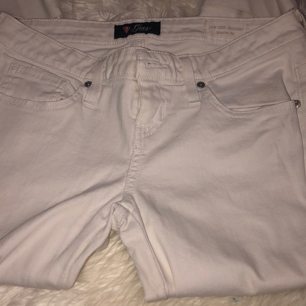 GUESS Low Rise Jegging Maxine Fit - Picture 2 of 3